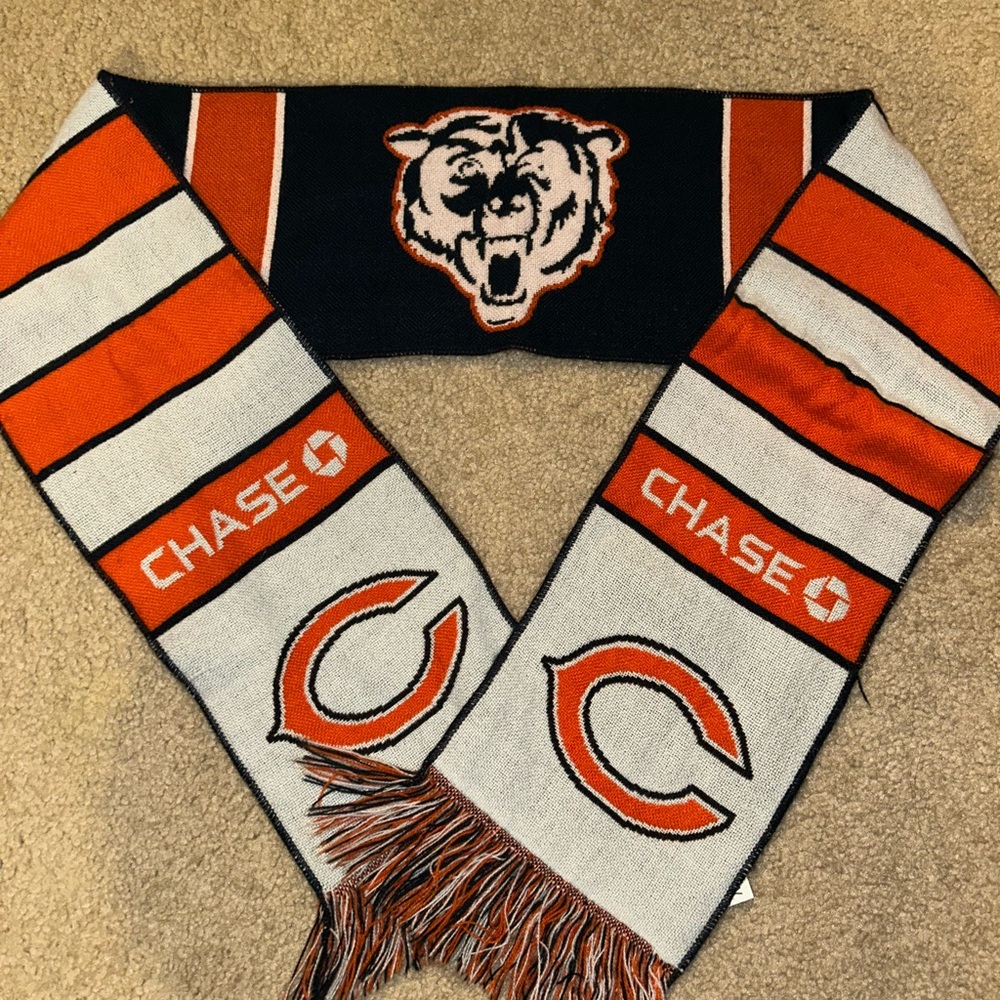 Chicago Bears Chase Logo Scarf